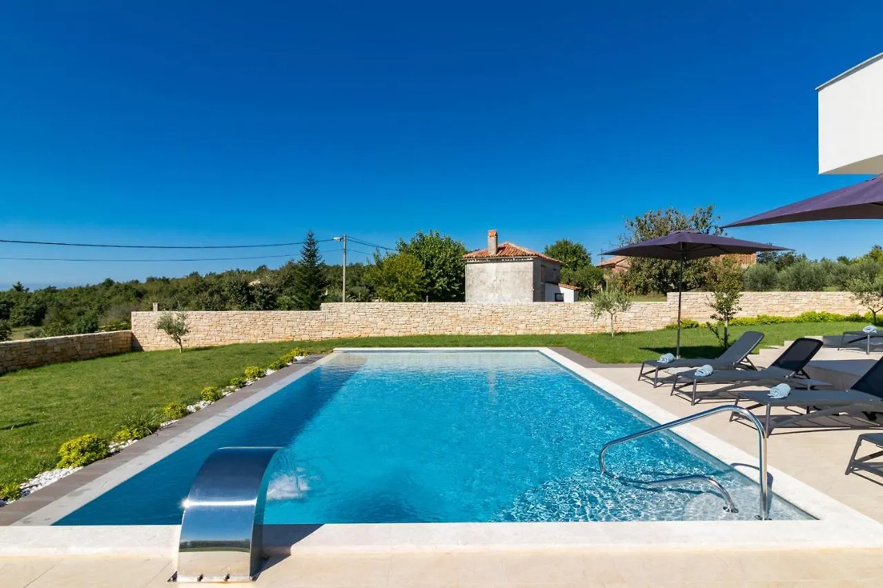 Villa Eleonora, Luxury Villa In Visnjan, Zuzici, Near Porec  Visnjan