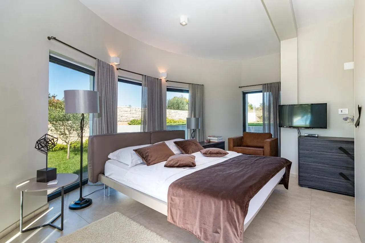 Villa Eleonora, Luxury Villa In Visnjan, Zuzici, Near Porec Croatia