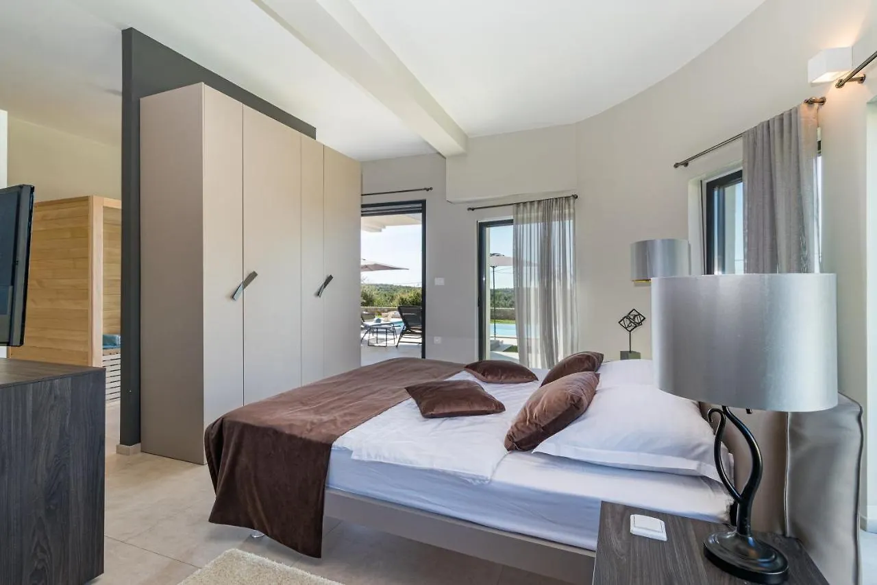 Villa Eleonora, Luxury Villa In Visnjan, Zuzici, Near Porec